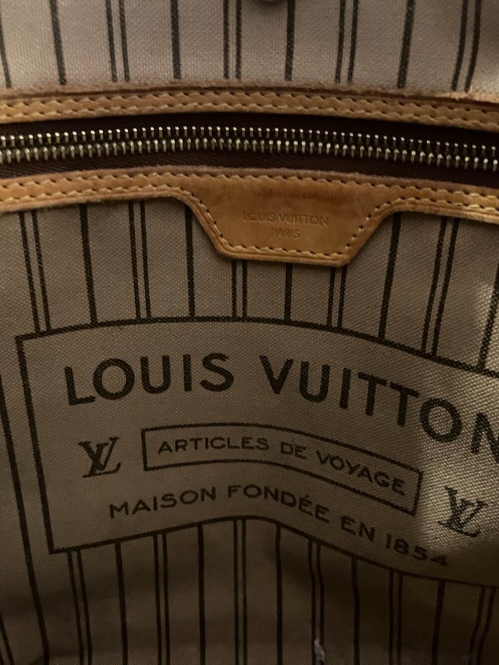 Louis Vuitton Neverful - Picture 4 of 6